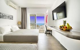 Anius Apartments